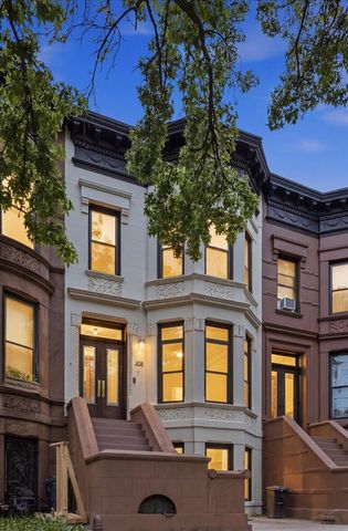 208 LINCOLN Road, New York City, NY 11225