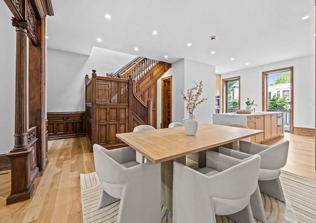 208 LINCOLN Road, New York City, NY 11225