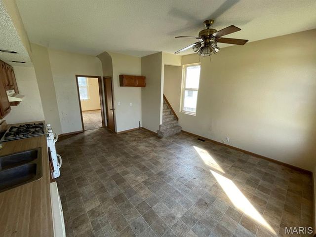 525 Gueltig Avenue, Edwardsville, IL 62025