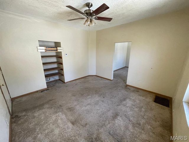 525 Gueltig Avenue, Edwardsville, IL 62025