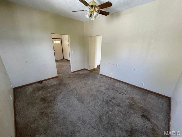 525 Gueltig Avenue, Edwardsville, IL 62025