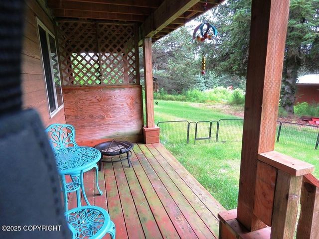 435 Cozy Cove Drive, Homer, AK 99603