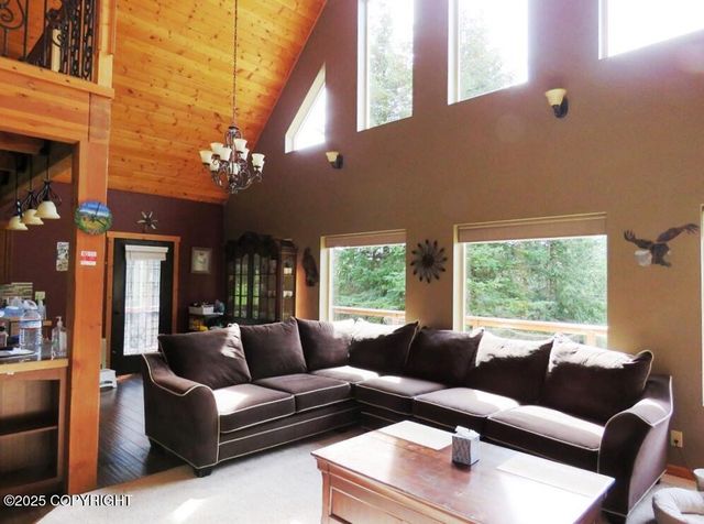 435 Cozy Cove Drive, Homer, AK 99603