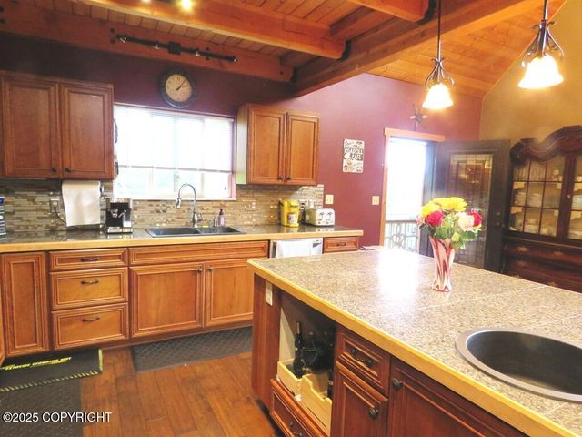 435 Cozy Cove Drive, Homer, AK 99603