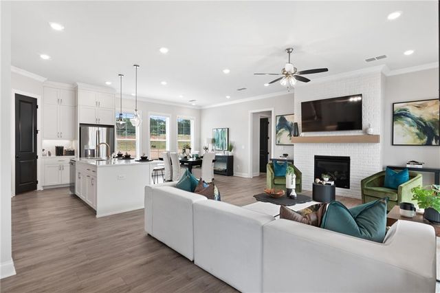 542 Otwell Avenue, Cumming, GA 30040