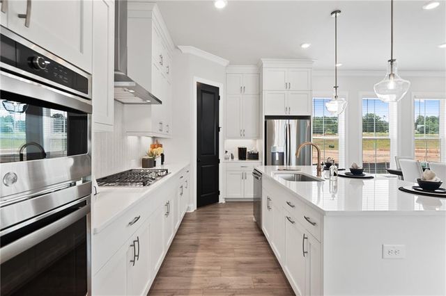 542 Otwell Avenue, Cumming, GA 30040