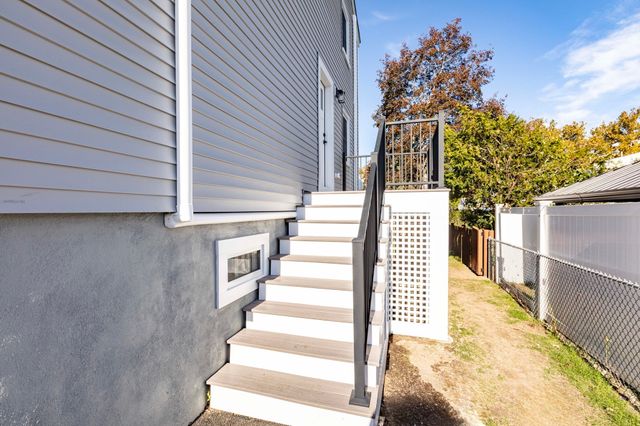 12 Norcross Circle 12, Arlington, MA 02474