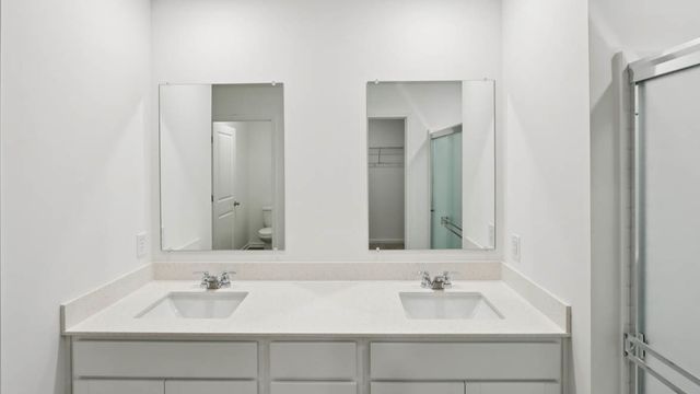 2476 Barbera Drive, Oswego, IL 60543