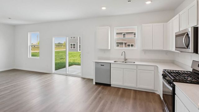 2476 Barbera Drive, Oswego, IL 60543