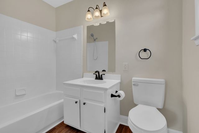 305 S Pawnee Dr, Springfield, TN 37172