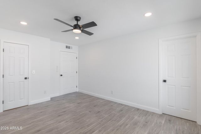 6924 W BEATRICE Street, Phoenix, AZ 85043