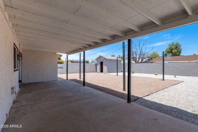 6924 W BEATRICE Street, Phoenix, AZ 85043