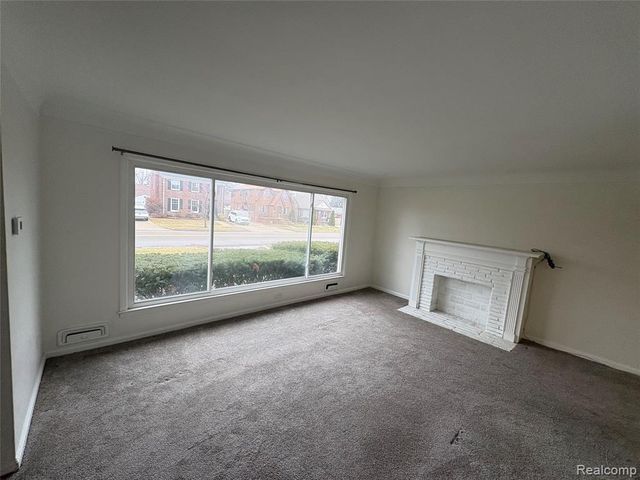 1079 Emmons Boulevard, Lincoln Park, MI 48146