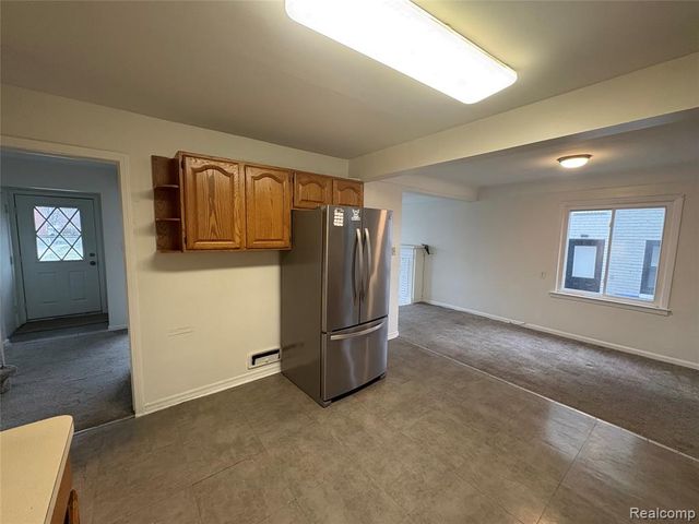 1079 Emmons Boulevard, Lincoln Park, MI 48146