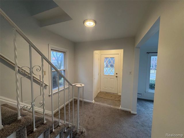 1079 Emmons Boulevard, Lincoln Park, MI 48146