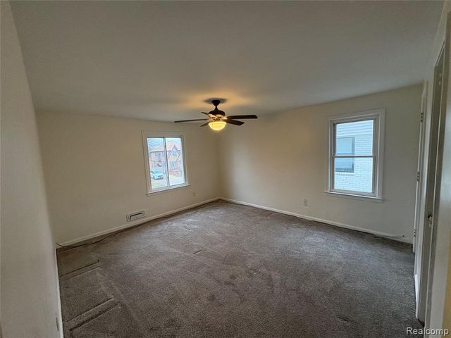 1079 Emmons Boulevard, Lincoln Park, MI 48146