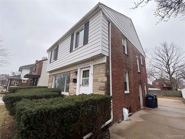 1079 Emmons Boulevard, Lincoln Park, MI 48146