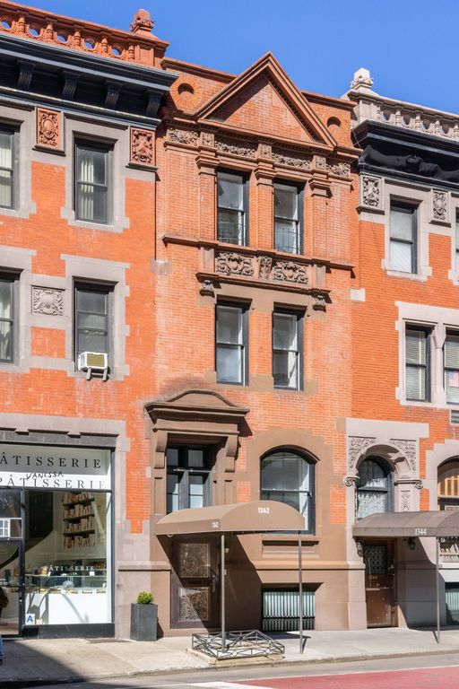 1342 Lexington Avenue, New York City, NY 10128