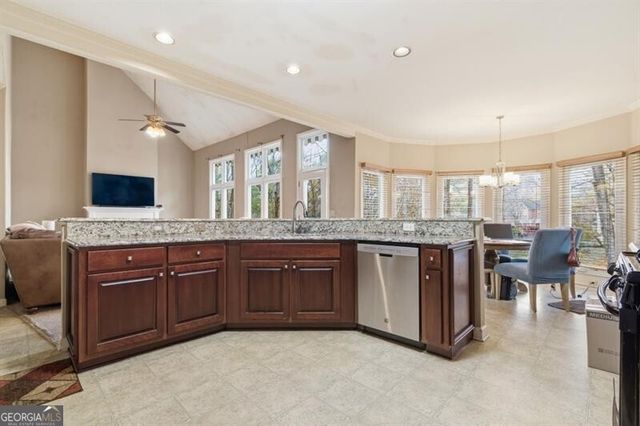 5635 Ashewoode Downs Drive, Alpharetta, GA 30005