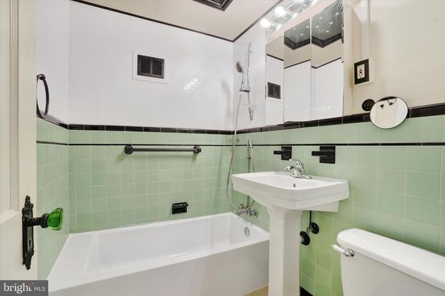 1409 4TH AVE, York, PA 17403