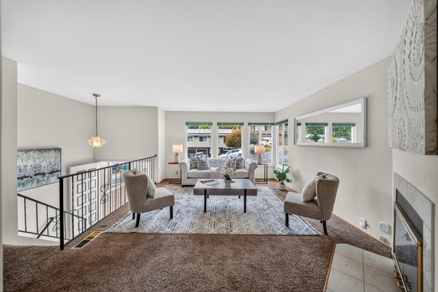1287 Lerida Way, Pacifica, CA 94044