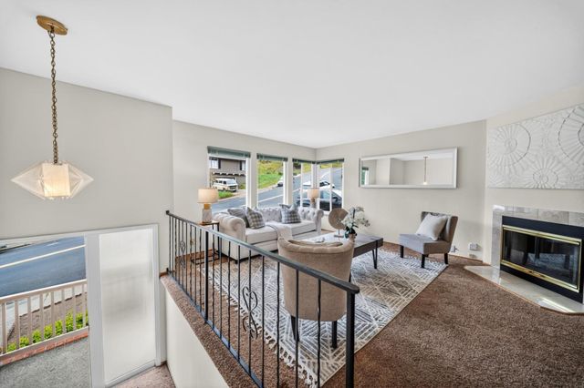 1287 Lerida Way, Pacifica, CA 94044