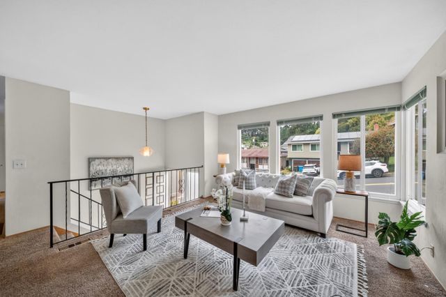 1287 Lerida Way, Pacifica, CA 94044