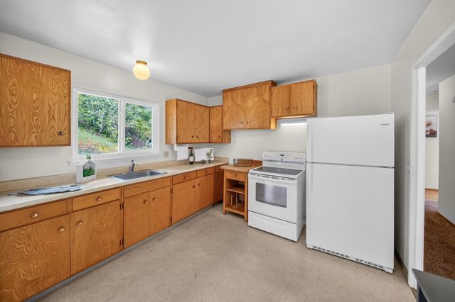 1287 Lerida Way, Pacifica, CA 94044