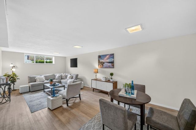 1287 Lerida Way, Pacifica, CA 94044