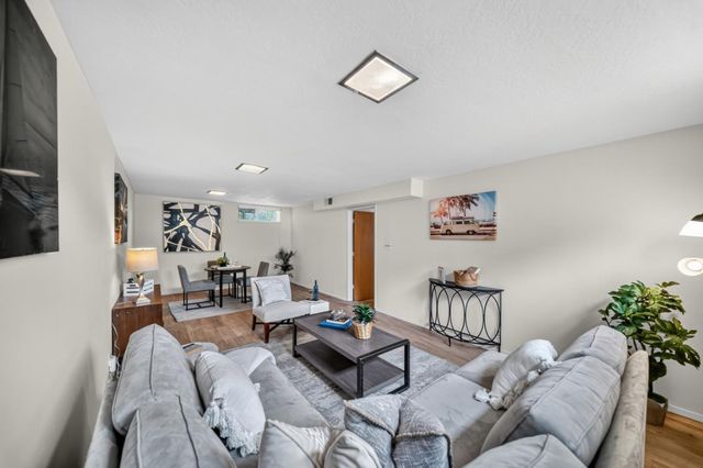 1287 Lerida Way, Pacifica, CA 94044