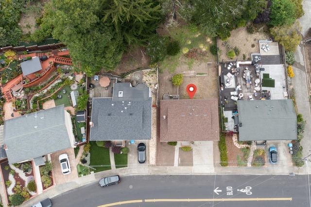 1287 Lerida Way, Pacifica, CA 94044