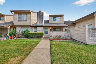 12433 S Dairy Ashford Road 2433, Houston, TX 77099
