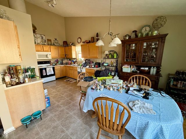 1022 Gallium Drive, Cicero, IN 46034