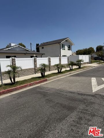 8550 Gloria Avenue, Los Angeles, CA 91343