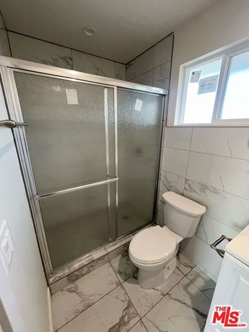 8550 Gloria Avenue, Los Angeles, CA 91343