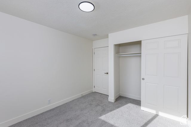 7122 S WOODGREEN RD, West Jordan, UT 84084