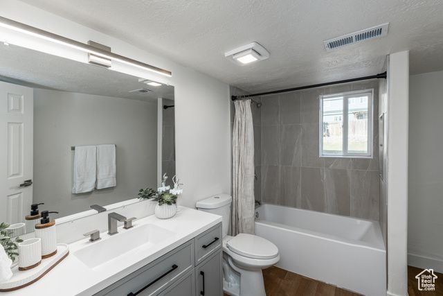 7122 S WOODGREEN RD, West Jordan, UT 84084