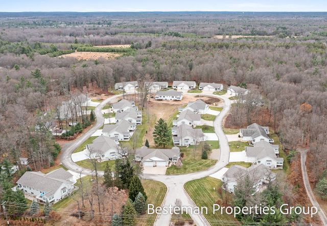 1517 E Addison Way, Laketon Twp, MI 49445
