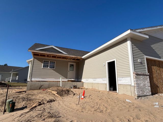 1517 E Addison Way, Laketon Twp, MI 49445