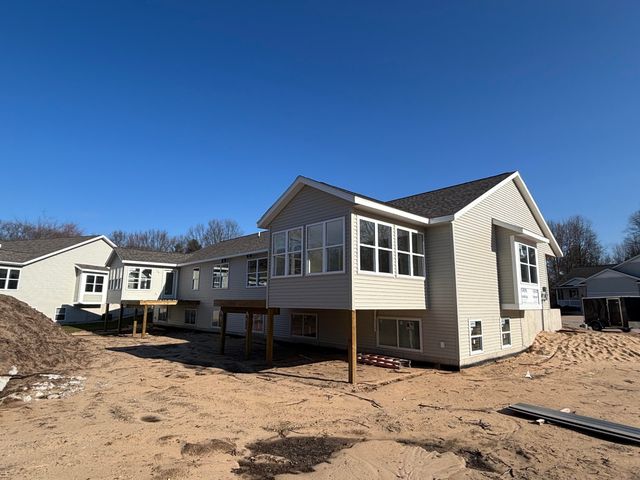 1517 E Addison Way, Laketon Twp, MI 49445