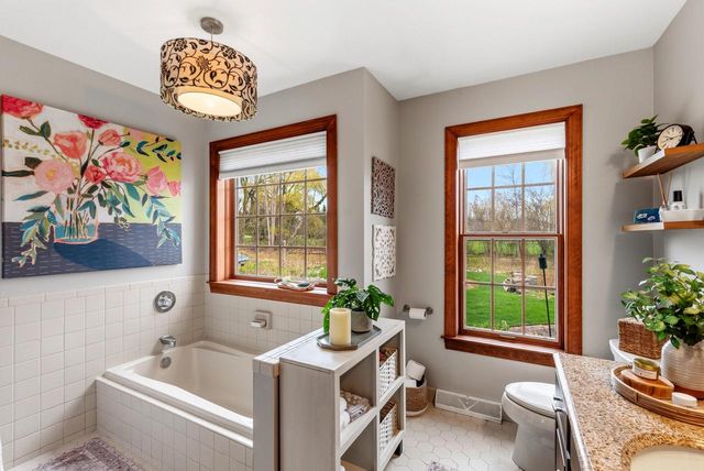 13725 Lake Shore DRIVE, Mequon, WI 53097
