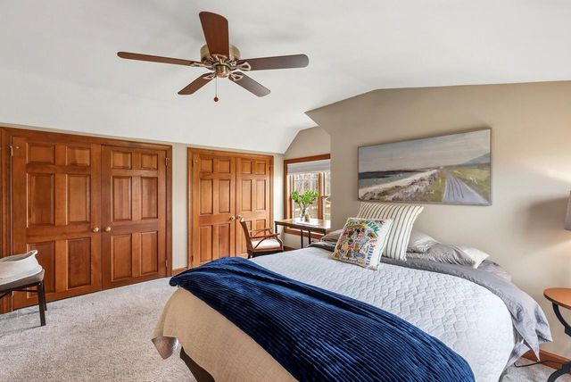 13725 Lake Shore DRIVE, Mequon, WI 53097