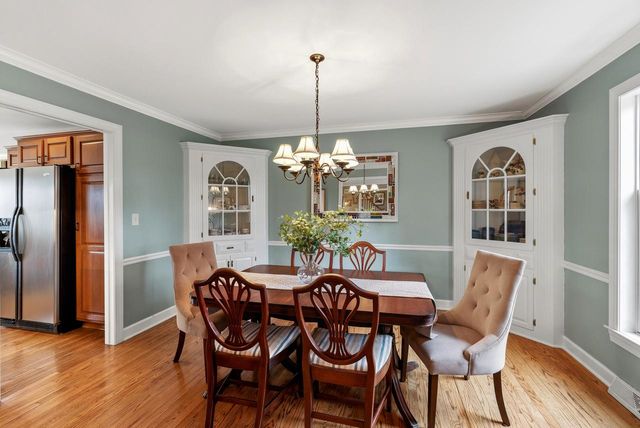 13725 Lake Shore DRIVE, Mequon, WI 53097