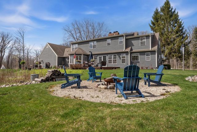 13725 Lake Shore DRIVE, Mequon, WI 53097