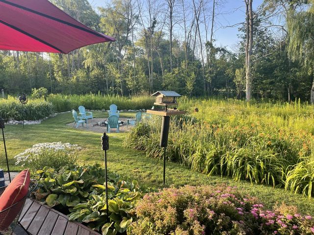 13725 Lake Shore DRIVE, Mequon, WI 53097