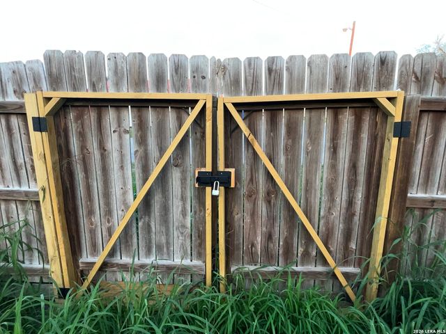 603 Lassen, Beeville, TX 78102