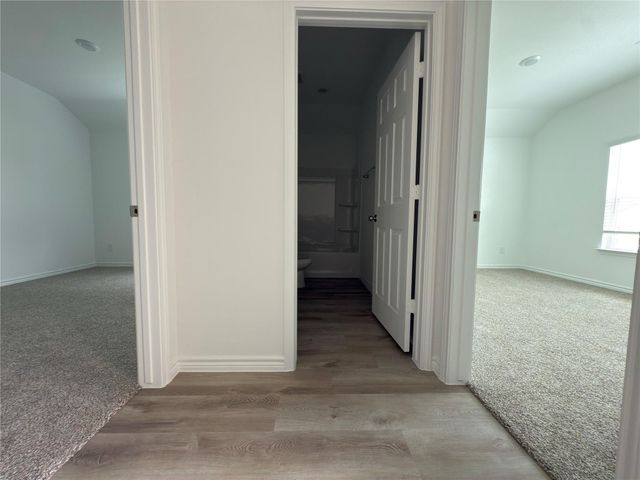 512 Oak Chase Avenue, Dayton, TX 77535