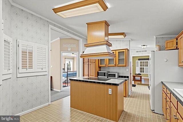 37335 SEA WINDS CT, Greenbackville, VA 23356