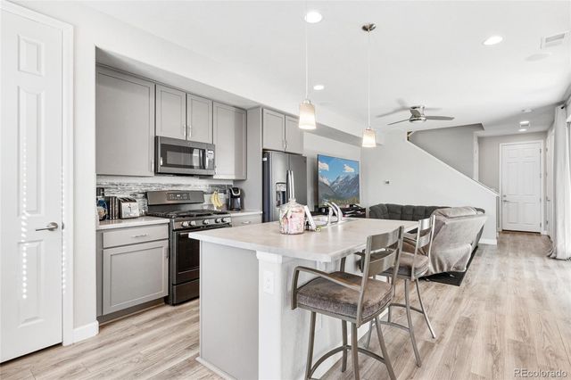 23576 E 5th Place, Aurora, CO 80018