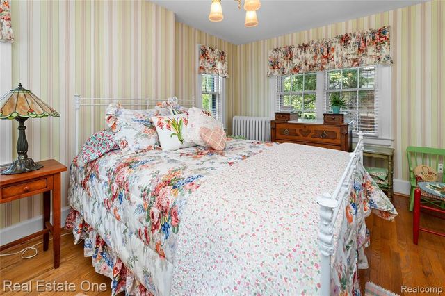 23760 Hudson Street, Dearborn, MI 48124